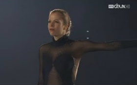 [图]【花样滑冰】Carolina Kostner-Bolero 波莱罗舞曲（Ice Legends 2016 ）