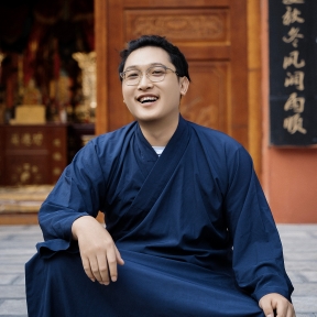 你的师兄目清