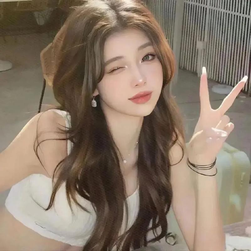 小玉米Bella