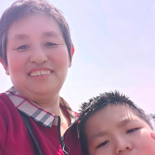 和小凯的平淡生活