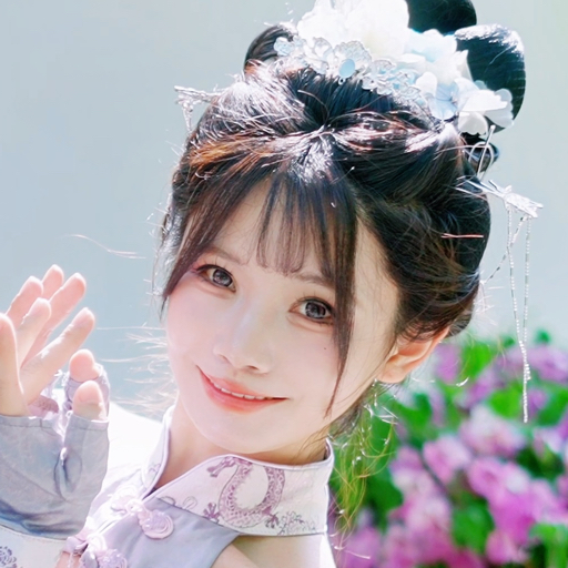 百变少女萱宝