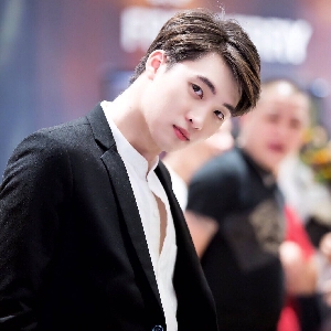 我就是他嘴里的那个糖