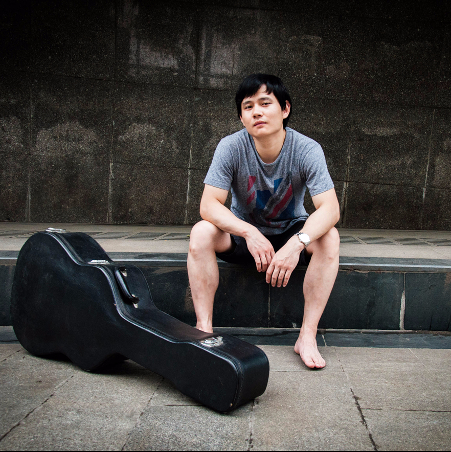 指弹改编骑上我心爱的小摩托汤文杰改编