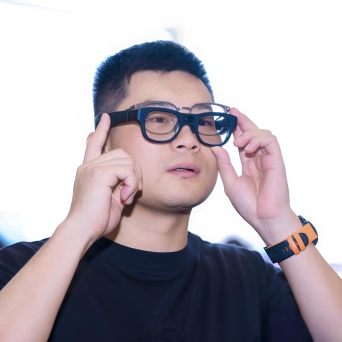 欧阳Ai智能眼镜