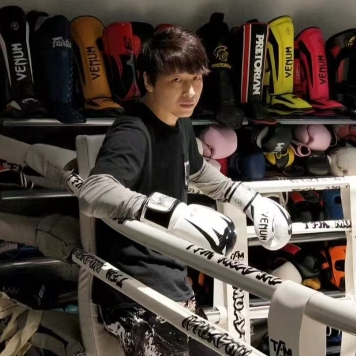 最强作家欧阳乾